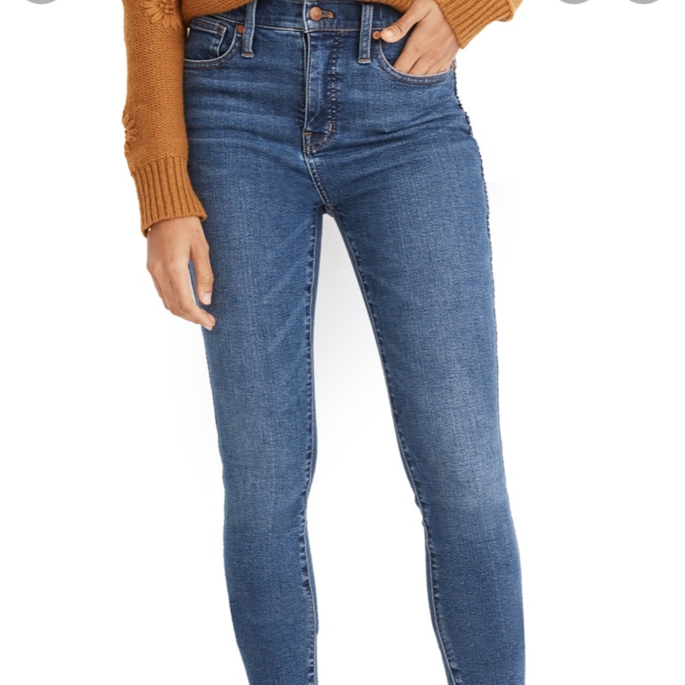 Madewell 10 inch high rise skinny jeans. Size 26. Stretchy.